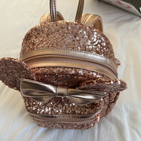 Disney park’s exclusive loungeflyrose Gold Minnie Mouse Sequin Backpack with Bow main image 4